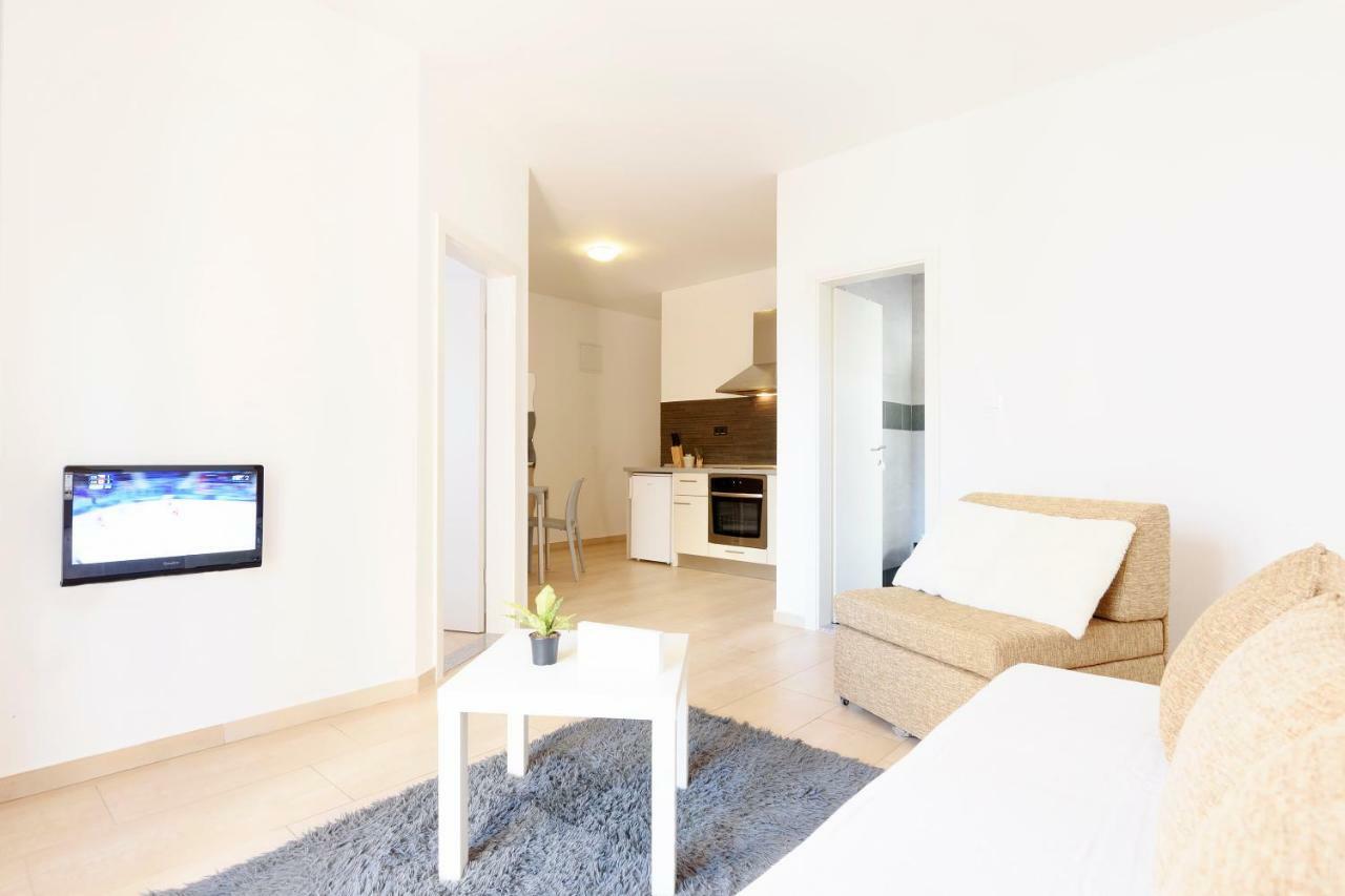 Very Special Apartments Pakoštane エクステリア 写真